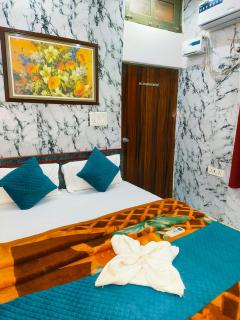 GLORY RESIDENCY & cafe - 6