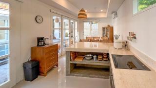 Hosih Terace in Sanur Villa - 3 BR Villa Beachside Sanur - 2