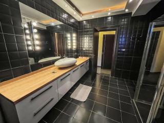 Central Luxurious Ritz Villa - 6