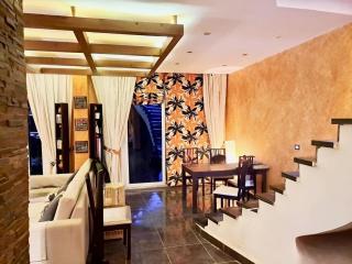 Central Luxurious Ritz Villa - 1