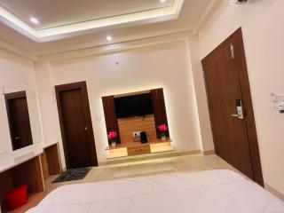 Kamal tourist guide and travel - 7