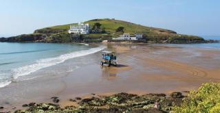 Warren Cottage with stunning views over Burgh Island and The Pilchard Inn - 8