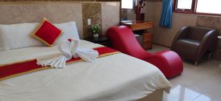 Sơn thịnh-hiếu host - 2