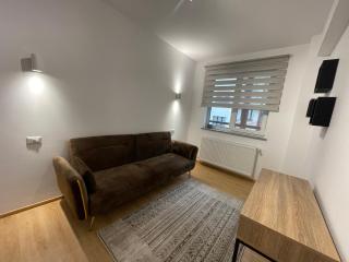 Cozy London Escape - Suceava - 2