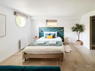 Golden Paradise - Paris 25min - 8