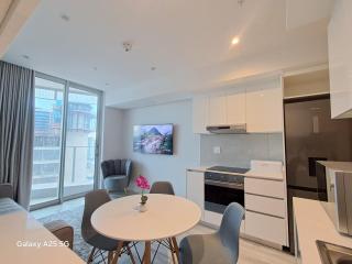 Luxury Oceans Umhlanga Holiday - Durban - 9