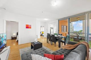 The Ultimate Urban Sanctuary with Balcony - 6