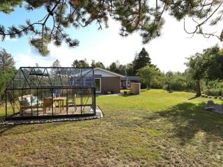 Bright Cottage by the Lagoon-By Traum - 1