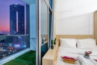 Luxury 2BHK with Floating Bed in Dubai Marina DEC1105 - 7