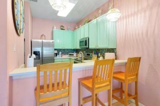 Tropical Lakeview Oasis At Bahama Bay - 5