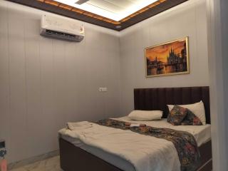 Hotel O HI-WAY Palace - 4