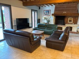 Le gîte de SoleilMapou pour 12 personnes en Normandie près de Fécamp et d'Etretat, idéal grandes tribus, vous pouvez me contacter sur Les gîtes de SoleilMapou - 4