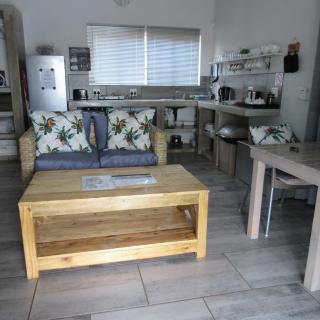 Villa de Leeu, Perfect for Two - Marloth Park - 1