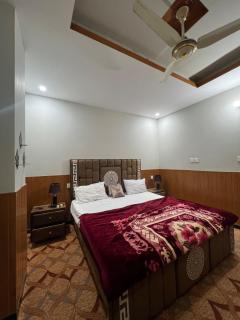 Sarfraz Apartments - 6