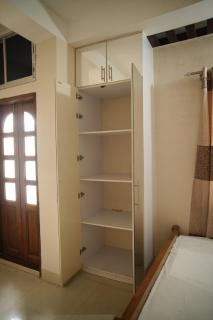 Bright & Airy 3BR South-Facing Furnished Apartment - 4