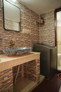 Bright & Airy 3BR South-Facing Furnished Apartment - 3