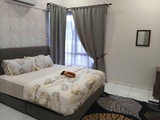 UmarHarraz Homestay#Malay Family Staycation#PEACEFUL AND SPACIOUS#NETFLIX N YOUTUBE#POOL FOR KIDS - 2