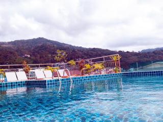 Phuket Patong Buri Resort - 9