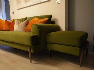 Adeluxe Aura - Entire Ultra Luxury 1-Bedroom Apt with Free WiFi, Netflix and Amazon Prime - 4