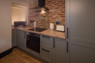 Cottage style with lovely mountain views - 8