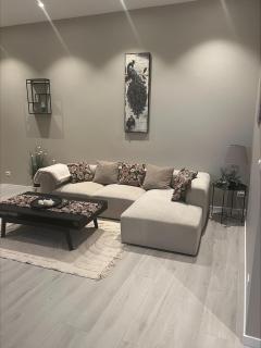 Delikat, romslig og sjønær sentrumsleilighet - 9