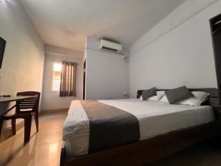 HOTEL COMFORT STAY - 1