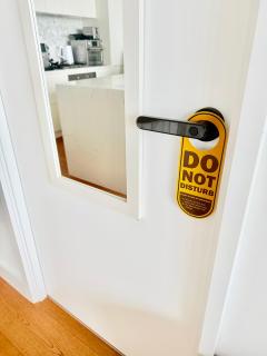 Light-Filled Apartment - 1 Room - 7