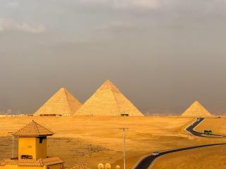 royal pyramids palace - 4