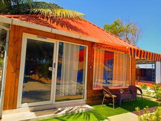 Chan Beach Resort & Hotel - 8