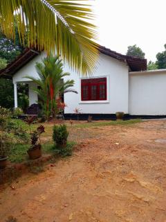 Mountain Breeze Inn Midigama - 8