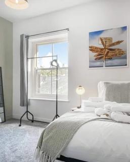 Pavilion Mews Luxury Apartment - 7