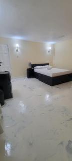 Lovely 2 bedroom in the city - 4