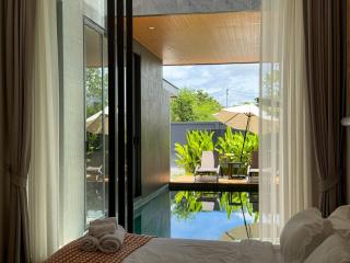 Luxury 3-Bedroom Pool Villa Long One B9 with Panoramic Chalong Bay View - 1