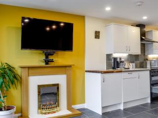 Dutch Barn One - Uk12872 - 4