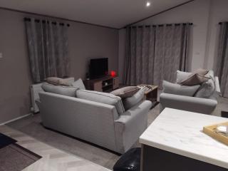 Boston Heights Lodge At Glade - 2