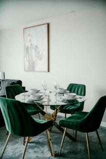 Exclusive High-Floor Apartment with Breathtaking Titanic & Waterfront Views by Luxus - 5