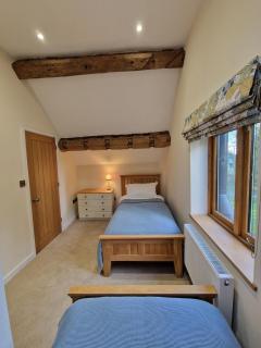 Malthouse Barn, Staffordshire - 5