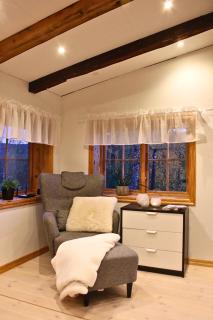 Cozy cabin with an amazing view - 5