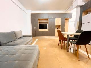 Central Address 23 - Palace of Parliament Area - 1