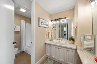 Lahaina Shores PH4 · LS PH4 Breathtaking Panoramic Mountain View - 7