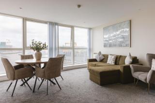 Exclusive High-Floor Apartment with Breathtaking Titanic & Waterfront Views Sleeps 6 - 9