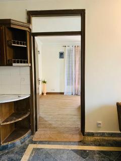 Majestic Comfort Inn - 3