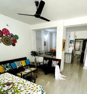 2BHK Kadbi Chowk Fully Equipped in Heart of City - 8
