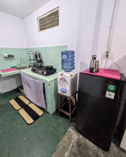 Land Ho - Homestay in Taman Sari - 2