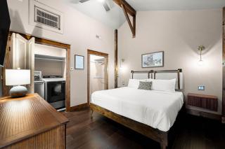 The Chandler Hotel - 6