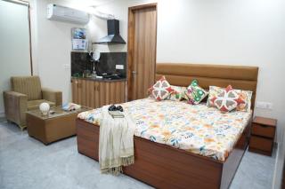 10 Min to CyberCity - 0