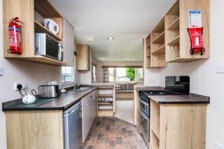 3 Bedroom Caravan - Seton Sands - 9