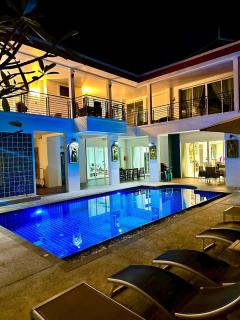 The White House Kamala II - 0