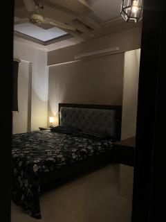 Luxury 2BR DHA Apartment Near Sea View - 2