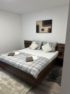 Lux Stay Apartmant - 9